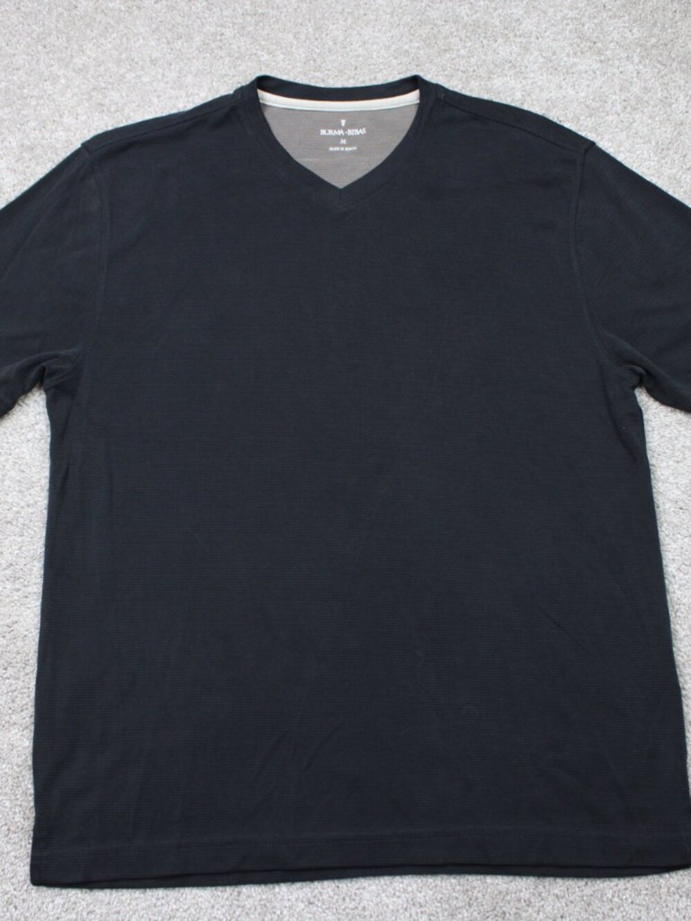 Burma Bibas Shirt Mens Medium Black Textured V-Neck Short Sleeve Pullover